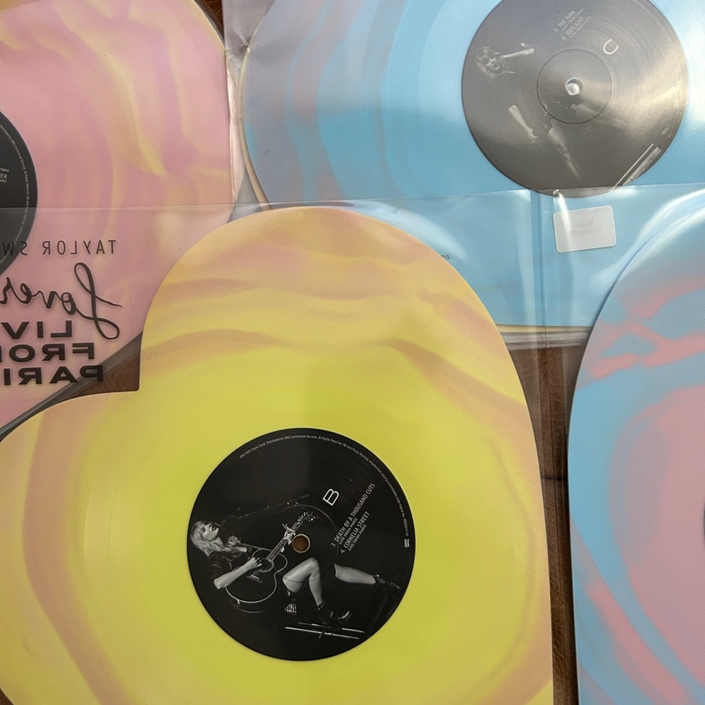 Taylor Swift Lover Live From Paris (LLFP) Heart Shaped Vinyl - IN HAND